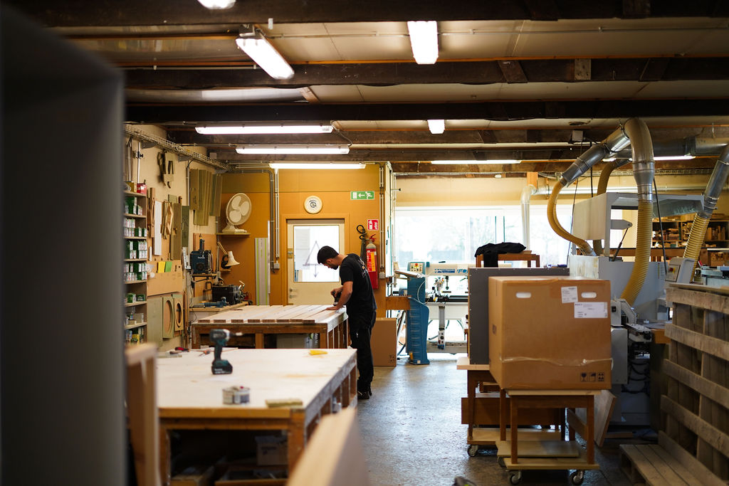 Atelier de fabrication Création Ebénisterie — ébénisterie à Tournai